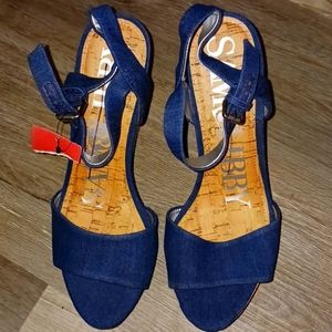 Brand new denim 8.5 sam & Libby wedge